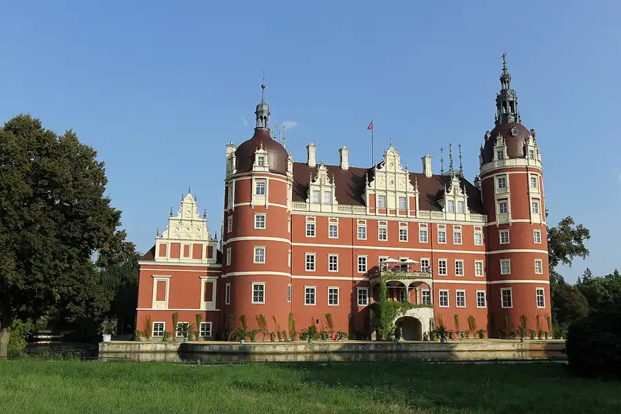 030 | 2016 | Bad Muskau | Fürst Pückler Park – Schloss Bad Muskau | © carsten riede fotografie