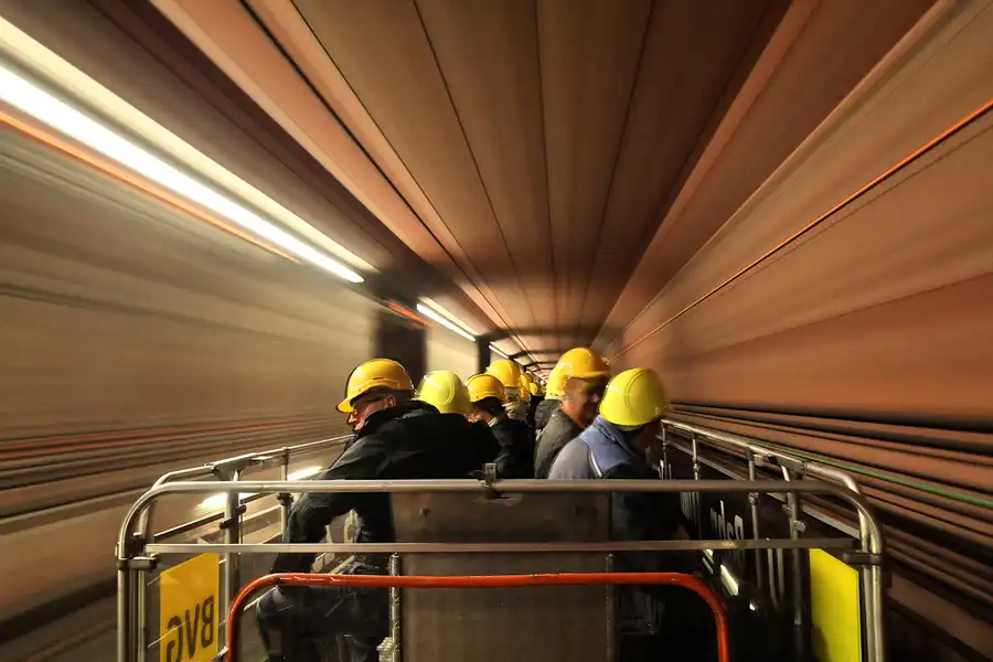 004 | 2016 | Berlin | U-Bahn-Cabrio-Tunnel-Tour | © carsten riede fotografie