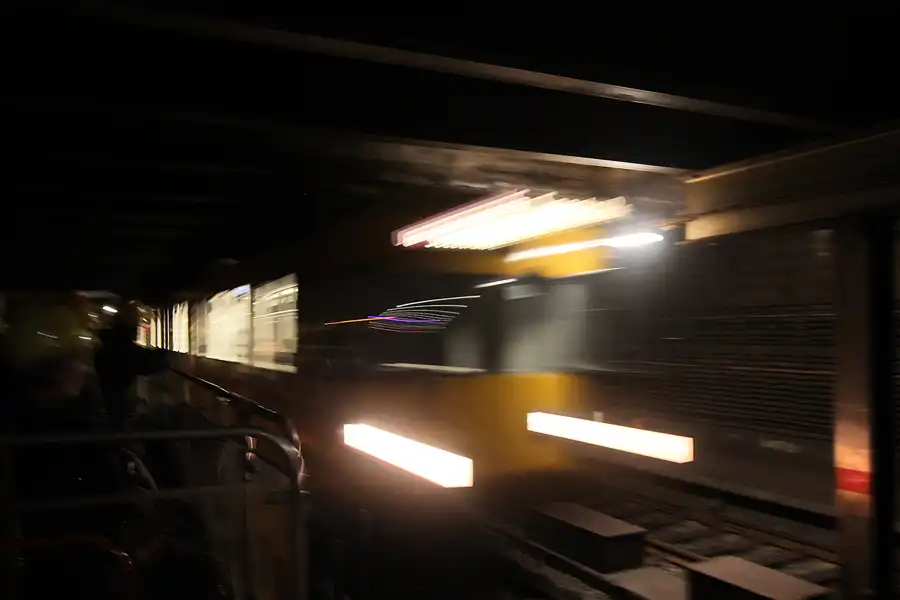 033 | 2016 | Berlin | U-Bahn-Cabrio-Tunnel-Tour | © carsten riede fotografie