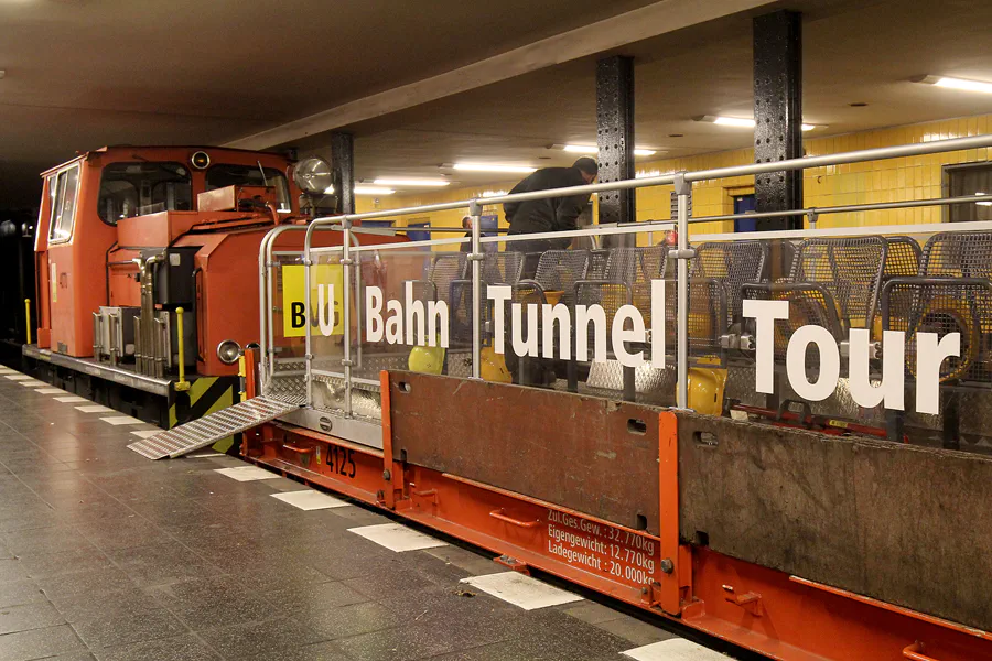 001 | 2016 | Berlin | U-Bahn-Cabrio-Tunnel-Tour | © carsten riede fotografie