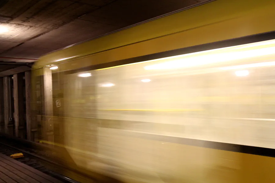 027 | 2016 | Berlin | U-Bahn-Cabrio-Tunnel-Tour | © carsten riede fotografie