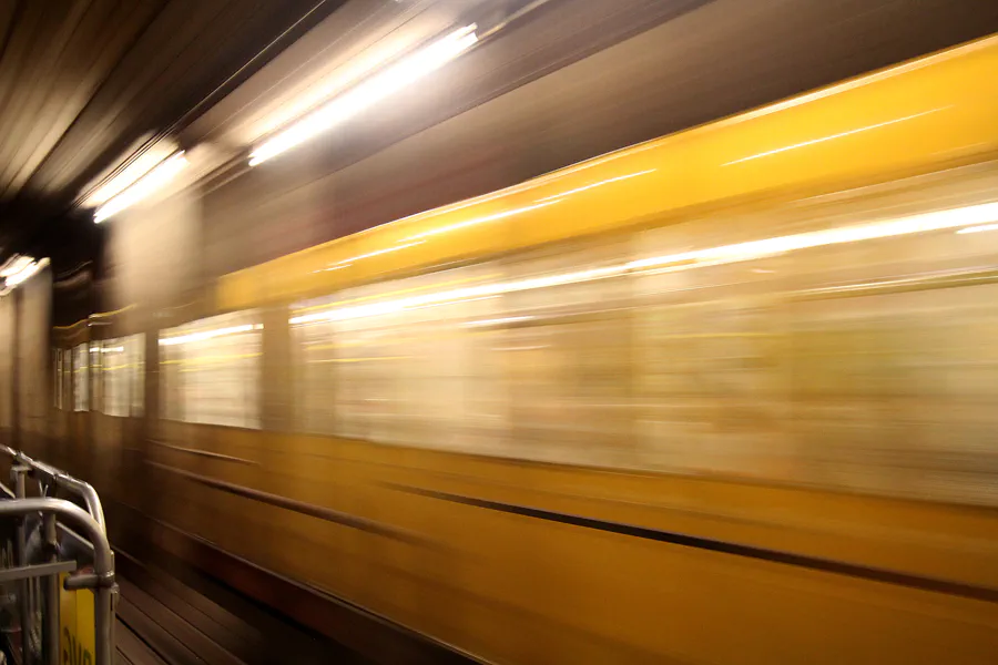 031 | 2016 | Berlin | U-Bahn-Cabrio-Tunnel-Tour | © carsten riede fotografie