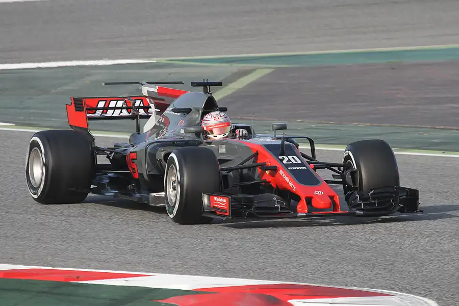 100 | 2017 | Barcelona | Haas-Ferrari VF-17 | Kevin Magnussen | © carsten riede fotografie