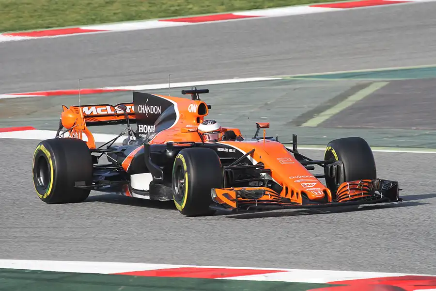138 | 2017 | Barcelona | McLaren-Honda MCL32 | Stoffel Vandoorne | © carsten riede fotografie
