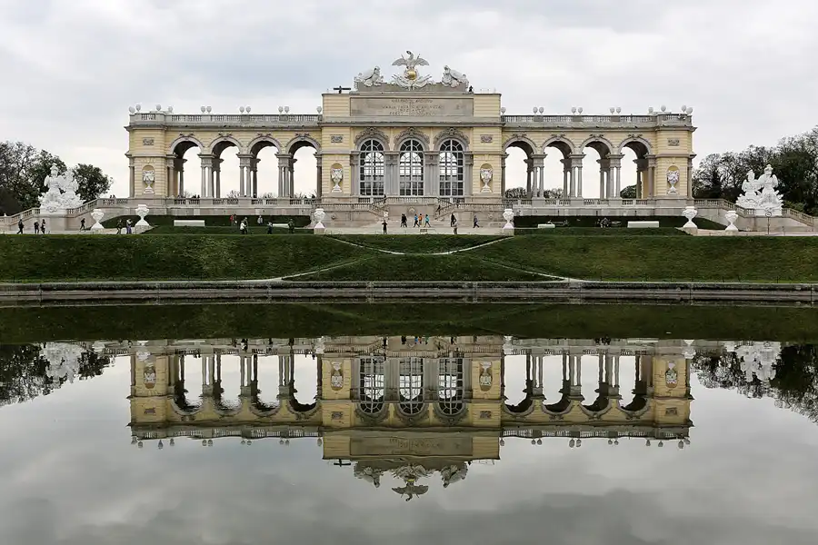 103 | 2017 | Wien | Schönbrunner Schlosspark – Schloss Schönbrunn Gloriette | © carsten riede fotografie