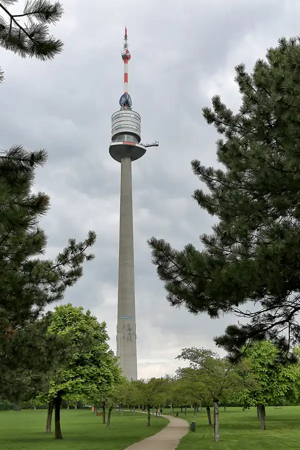 236 | 2017 | Wien | Donauturm | © carsten riede fotografie