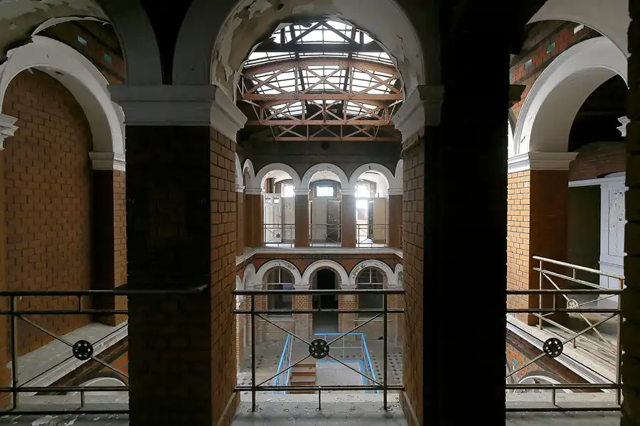 011 | 2017 | Görlitz | Freisebad | © carsten riede fotografie