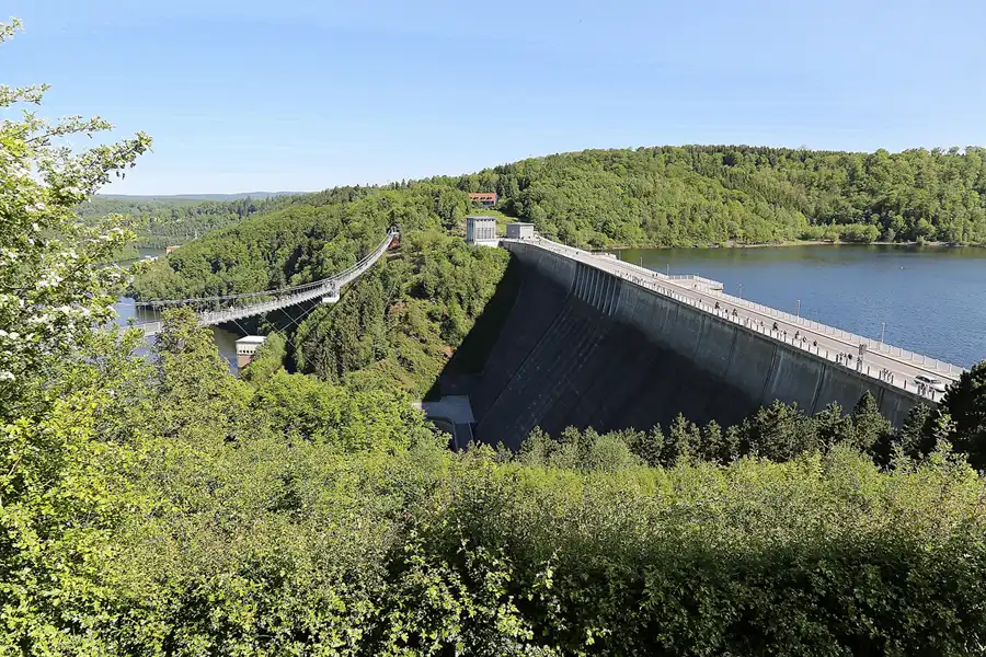 051 | 2017 | Rappbode-Talsperre | Titan RT – Längste Fussgänger Hängebrücke der Welt – Länge frei hängend 458,5 Meter – Höhe über Grund 100 Meter | © carsten riede fotografie