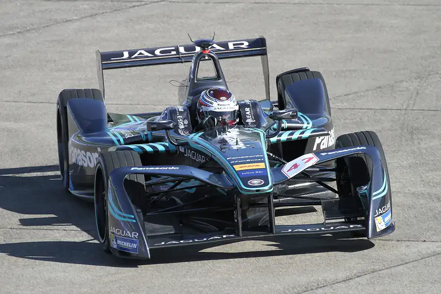 028 | 2017 | Berlin | Jaguar I-Type 1 | Panasonic Jaguar Racing | Adam Carroll | © carsten riede fotografie