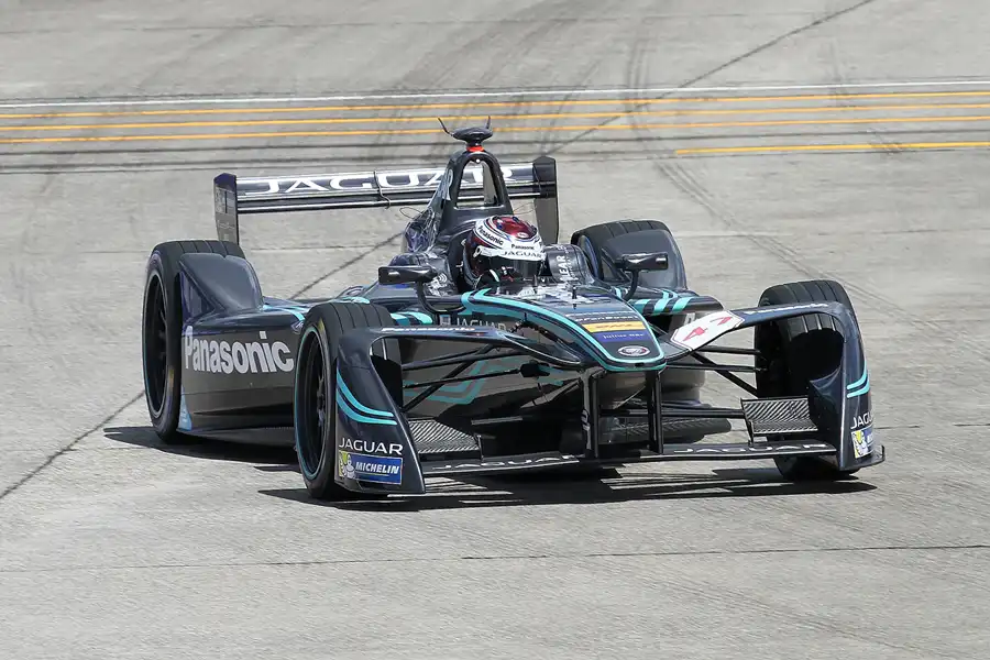 029 | 2017 | Berlin | Jaguar I-Type 1 | Panasonic Jaguar Racing | Adam Carroll | © carsten riede fotografie