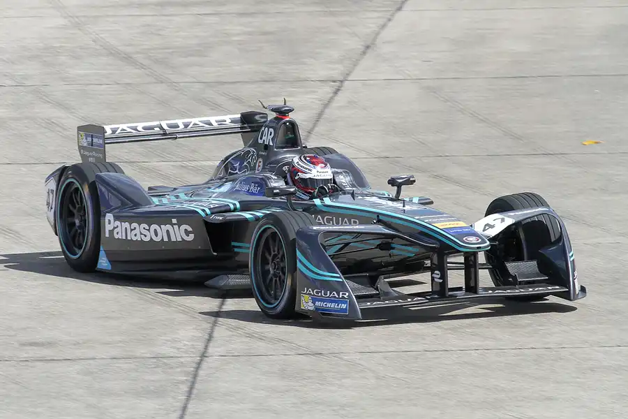 030 | 2017 | Berlin | Jaguar I-Type 1 | Panasonic Jaguar Racing | Adam Carroll | © carsten riede fotografie