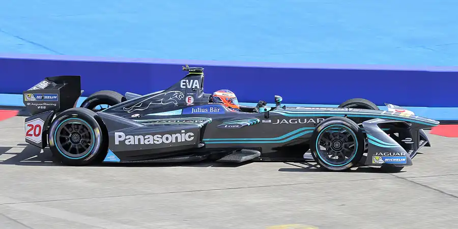 038 | 2017 | Berlin | Jaguar I-Type 1 | Panasonic Jaguar Racing | Mitch Evans | © carsten riede fotografie