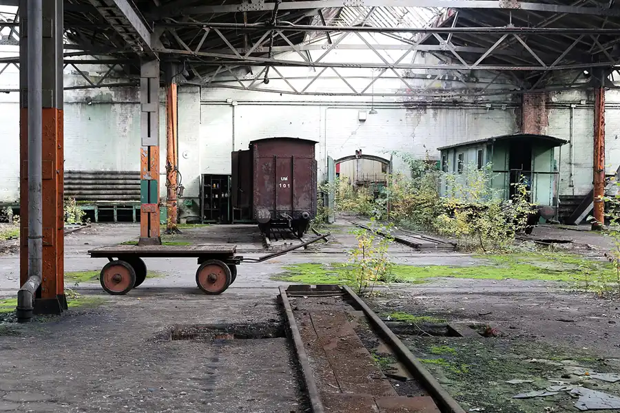 003 | 2017 | Bytom | Oberschlesische Schmalspurbahn – Reparaturwerkstätten | © carsten riede fotografie