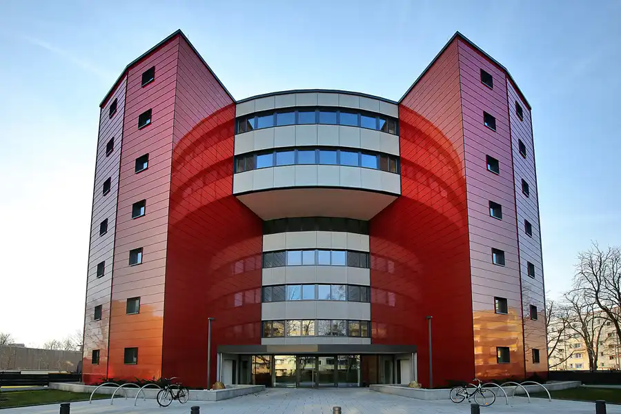 022 | 2017 | Berlin | Degnerbogen | © carsten riede fotografie