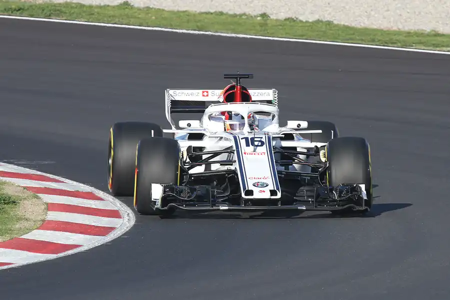 102 | 2018 | Barcelona | Sauber-Ferrari C37 | Charles Leclerc | © carsten riede fotografie