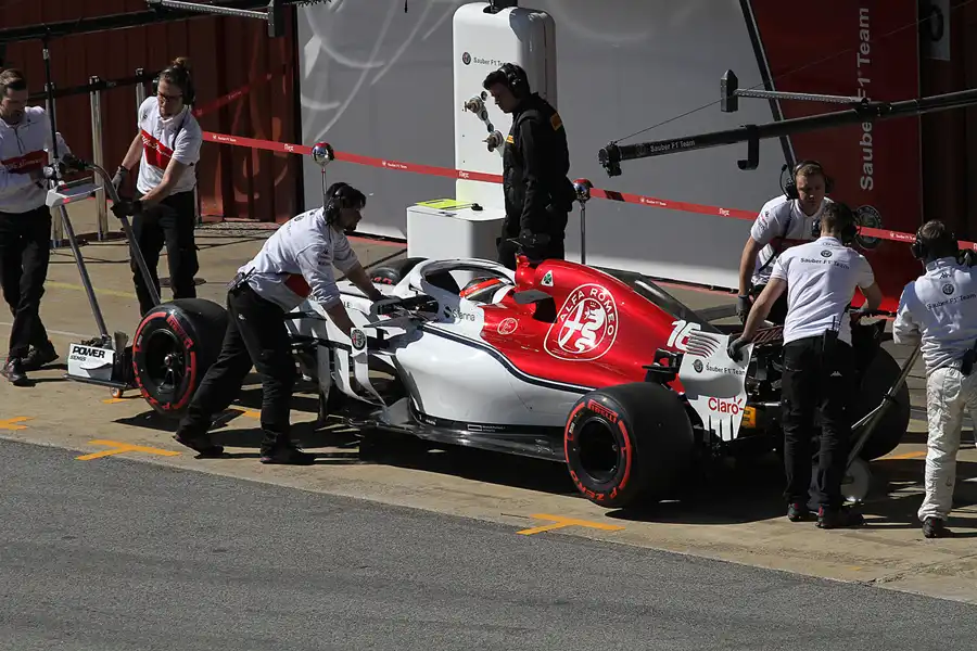278 | 2018 | Barcelona | Sauber-Ferrari C37 | Charles Leclerc | © carsten riede fotografie