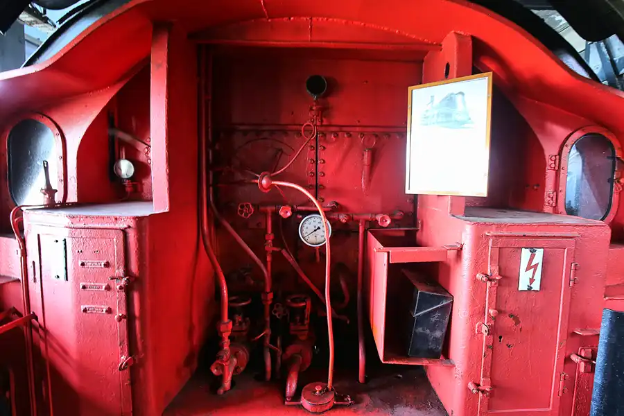 020 | 2018 | Schwerin | Bahnbetriebswerk Schwerin – Mecklenburgisches Eisenbahn- und Technikmuseum | © carsten riede fotografie