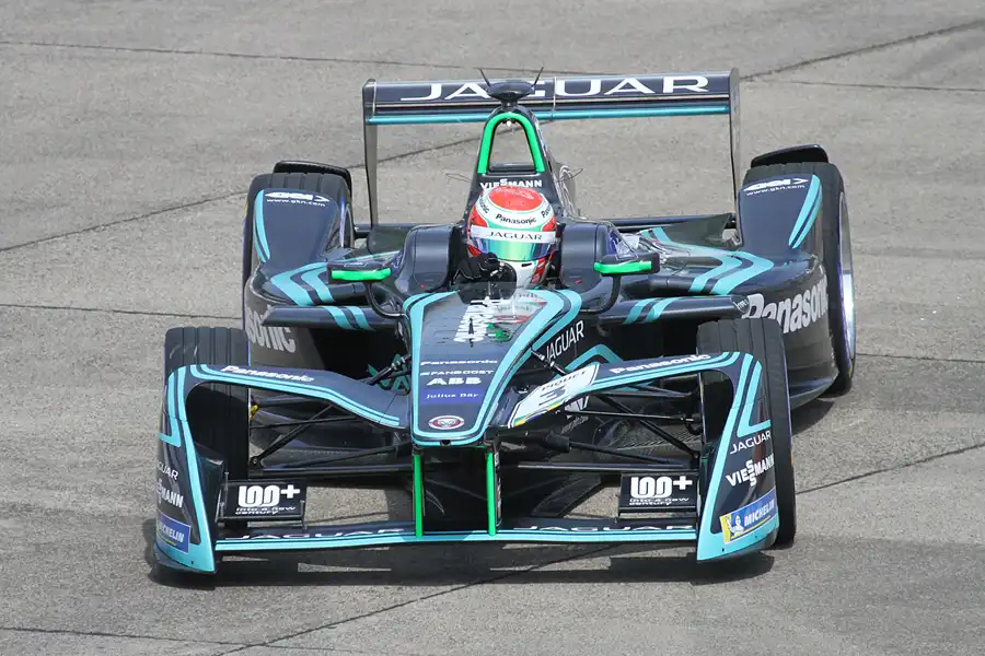 041 | 2018 | Berlin | Jaguar I-Type II | Panasonic Jaguar Racing | Nelson Piquet jr. | © carsten riede fotografie