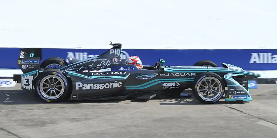 042 | 2018 | Berlin | Jaguar I-Type II | Panasonic Jaguar Racing | Nelson Piquet jr. | © carsten riede fotografie