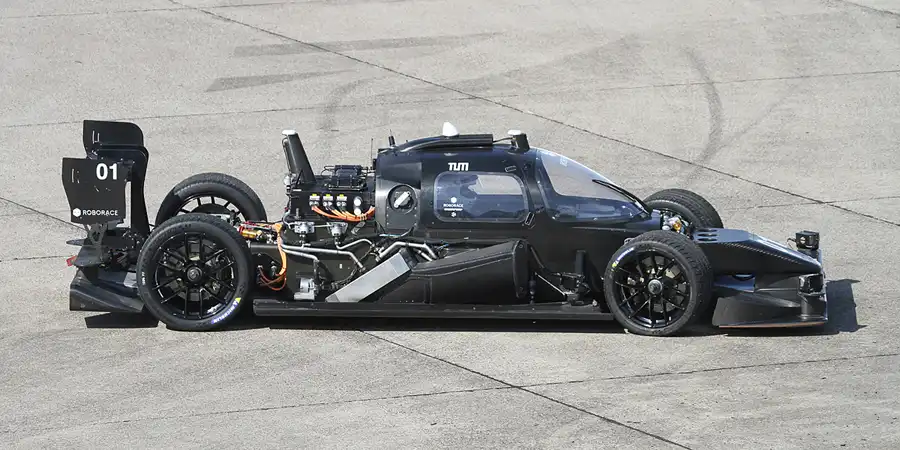 121 | 2018 | Berlin | Tempelhof Field – Roborace | © carsten riede fotografie