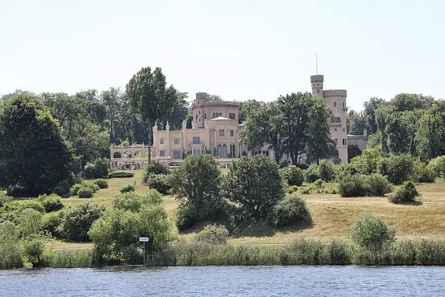 025 | 2018 | Berlin | Schloss Babelsberg | © carsten riede fotografie