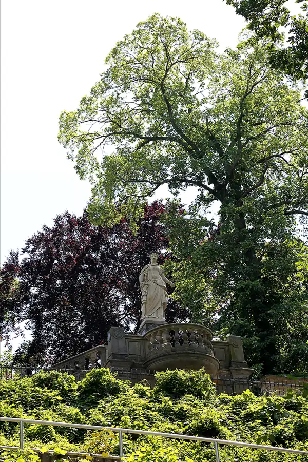 037 | 2018 | Berlin | Borussia-Monument | © carsten riede fotografie