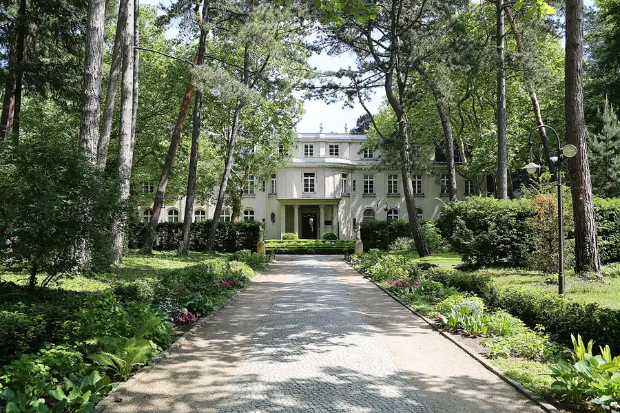 044 | 2018 | Berlin | Haus der Wannsee-Konferenz | © carsten riede fotografie