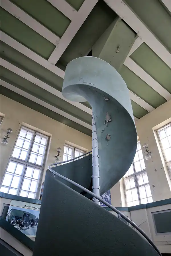 062 | 2018 | Berlin | Industriekultur in Berlin-Oberschöneweide – Peter-Behrens-Bau | © carsten riede fotografie