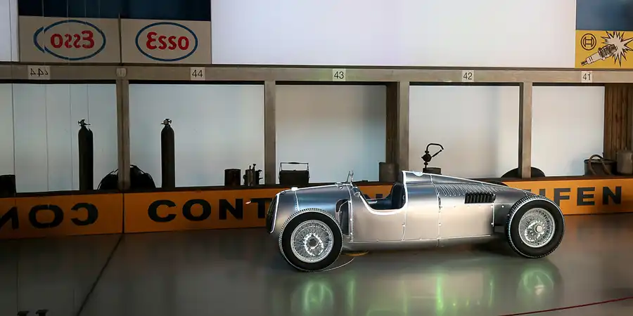 020 | 2018 | Zwickau | August Horch Museum – Auto Union Typ C | © carsten riede fotografie