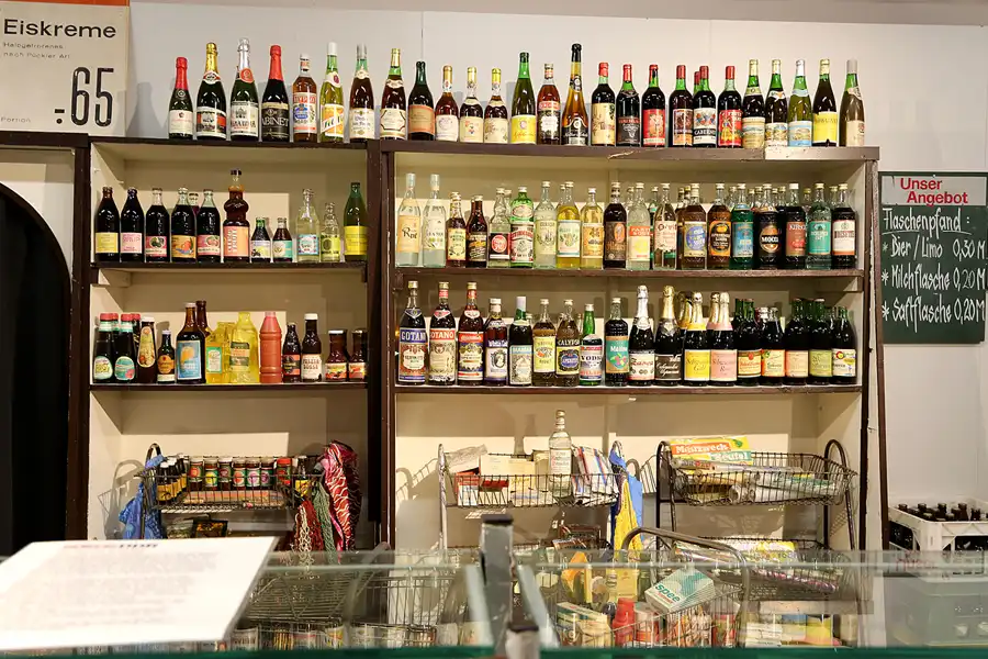 123 | 2018 | Dresden | Welt der DDR | © carsten riede fotografie