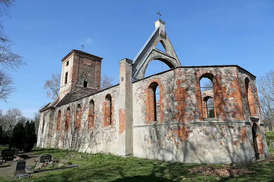 003 | 2019 | Flieth | © carsten riede fotografie