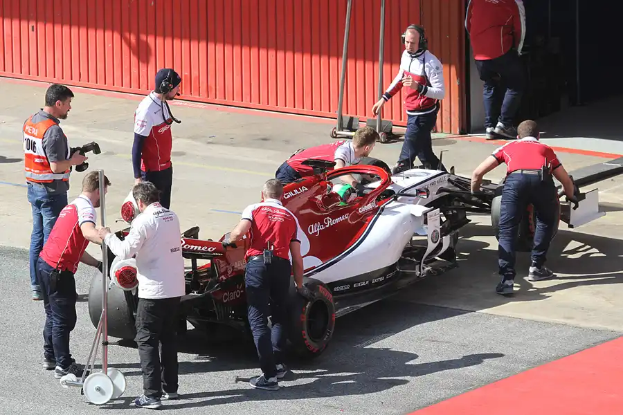 292 | 2019 | Barcelona | Alfa Romeo-Ferrari C38 | Antonio Giovinazzi | © carsten riede fotografie