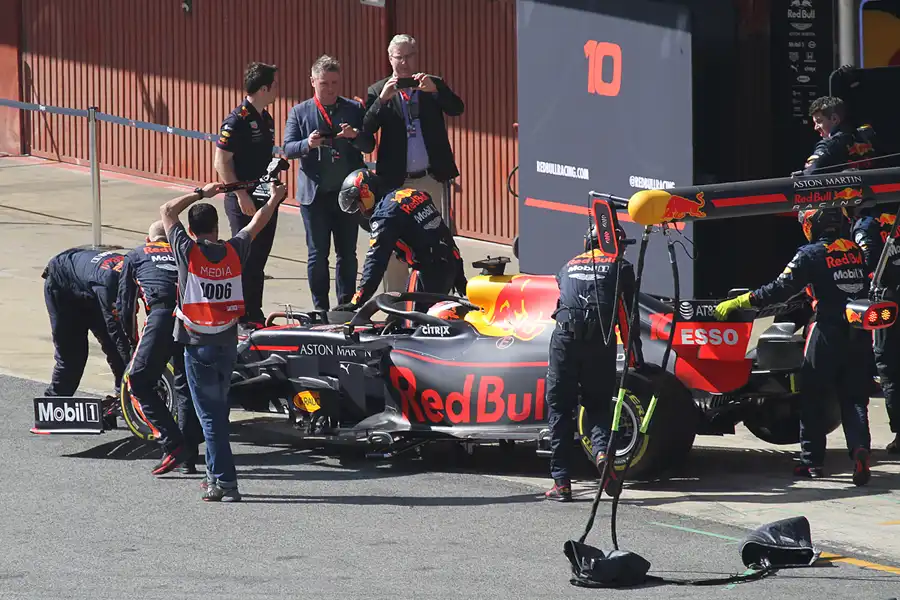 319 | 2019 | Barcelona | Red Bull-Honda RB15 | Pierre Gasly | © carsten riede fotografie