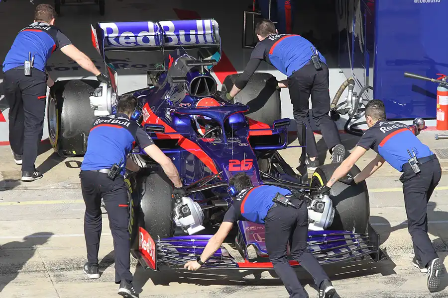 325 | 2019 | Barcelona | Toro Rosso-Honda STR14 | Daniil Kvyat | © carsten riede fotografie