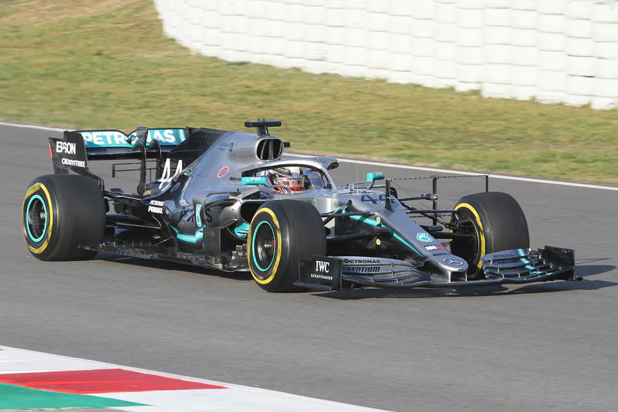143 | 2019 | Barcelona | Mercedes-AMG F1 W10 EQ Power+ | Lewis Hamilton | © carsten riede fotografie