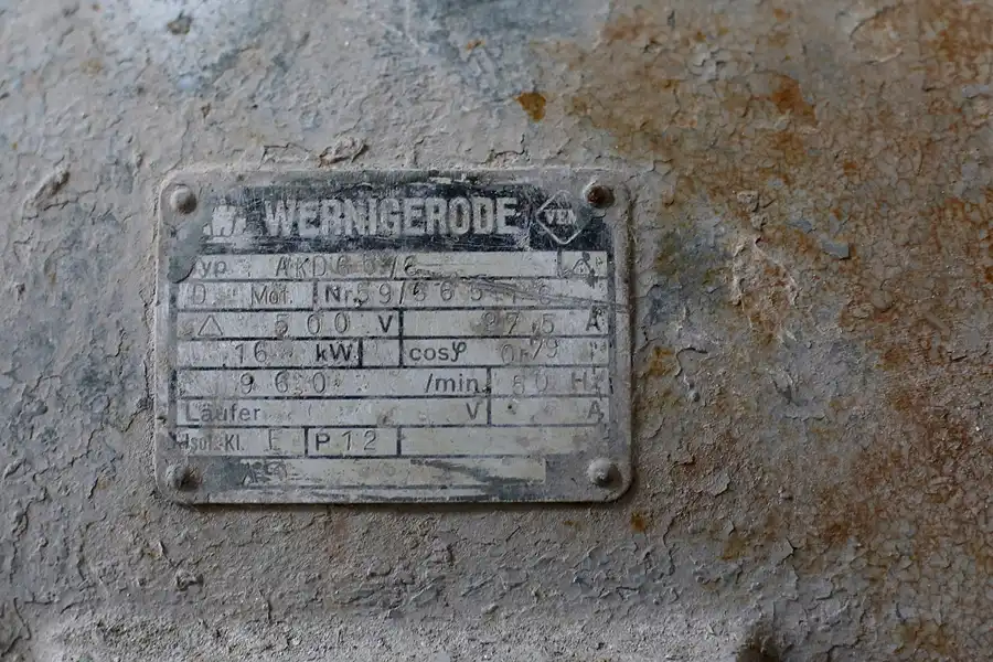 043 | 2019 | Hohenofen | VEB Feinpapierfabriken Neu Kaliss – Werk Hohenofen | Patent Papierfabrik | © carsten riede fotografie