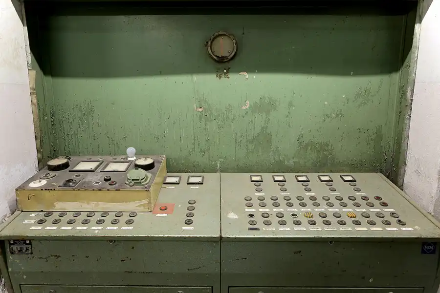 139 | 2019 | Hohenofen | VEB Feinpapierfabriken Neu Kaliss – Werk Hohenofen | Patent Papierfabrik | © carsten riede fotografie