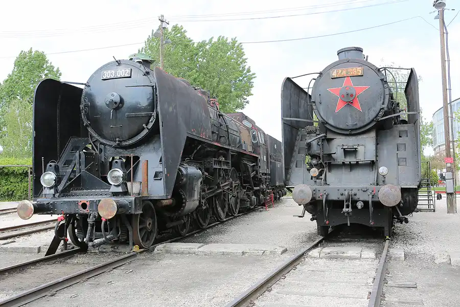128 | 2019 | Budapest | Magyar Vasúttörténeti Park – Füsti Park | © carsten riede fotografie