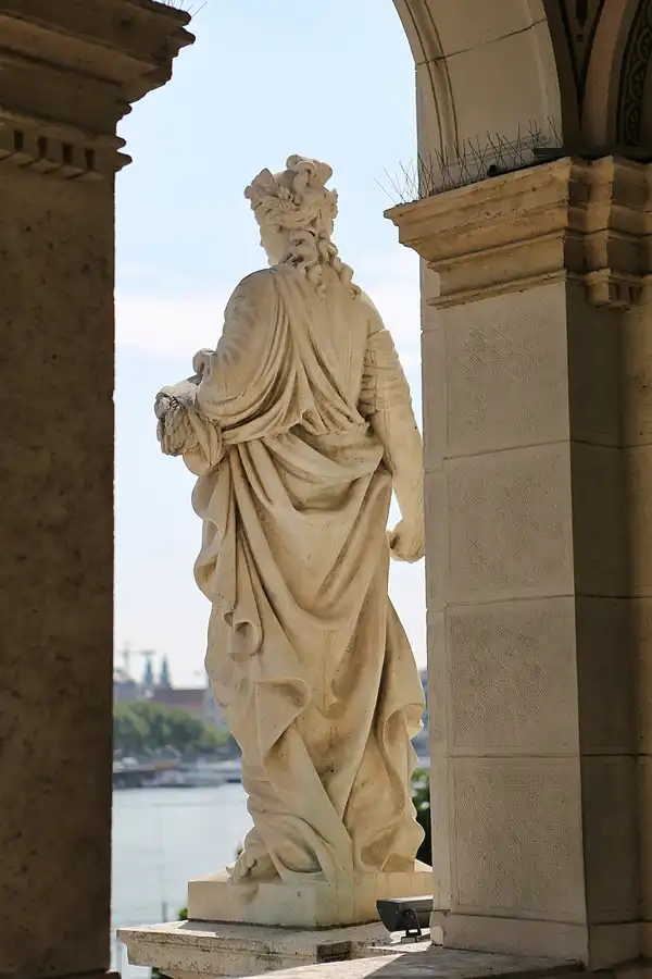 074 | 2019 | Budapest | Burggarten-Basar – Várkert Bazár | © carsten riede fotografie