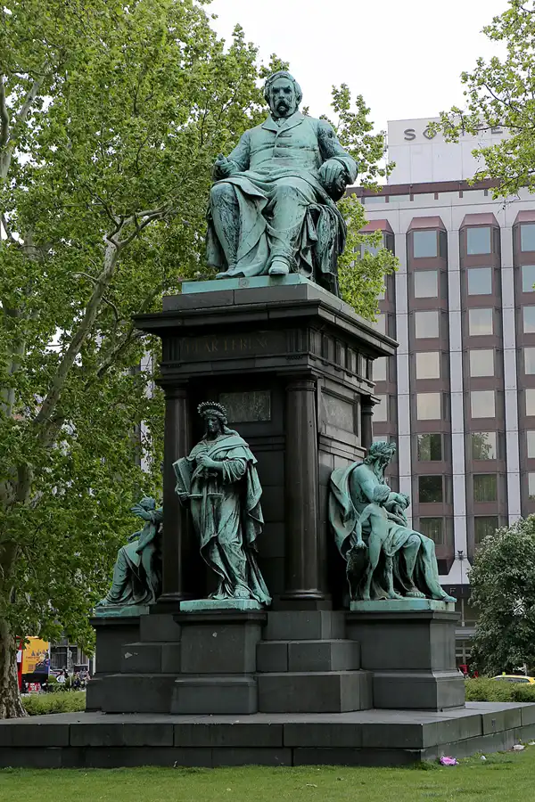 162 | 2019 | Budapest | © carsten riede fotografie