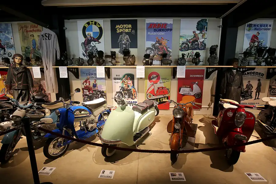 060 | 2019 | Bernkastel-Kues | Zylinderhaus | © carsten riede fotografie