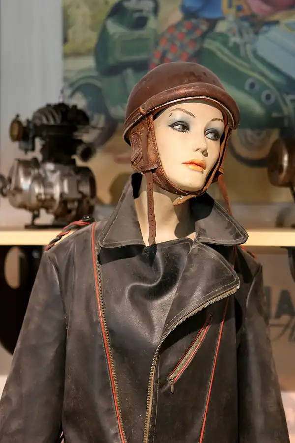 074 | 2019 | Bernkastel-Kues | Zylinderhaus | © carsten riede fotografie