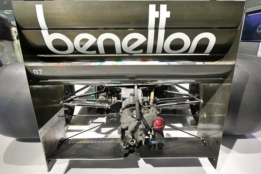 004 | 2019 | München | BMW Museum | Benetton-BMW B186 (1986) | © carsten riede fotografie