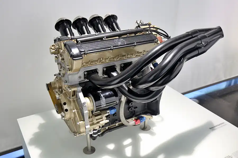 077 | 2019 | München | BMW Museum | © carsten riede fotografie