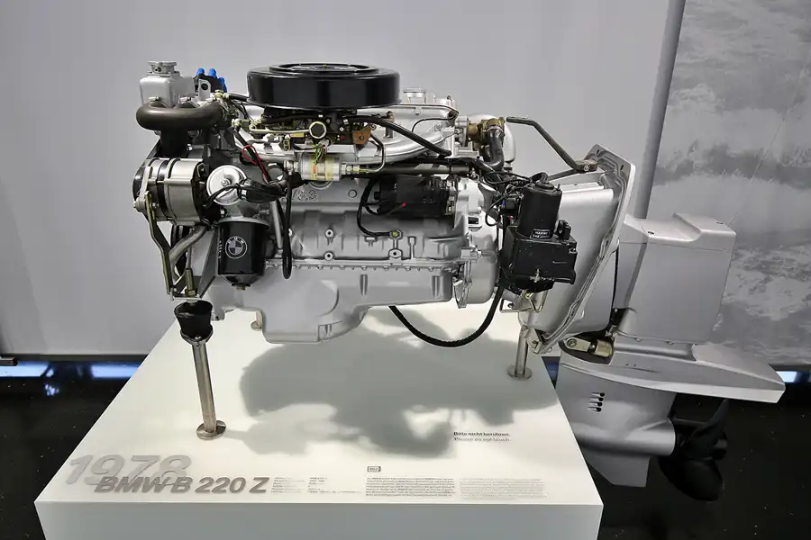 084 | 2019 | München | BMW Museum | © carsten riede fotografie