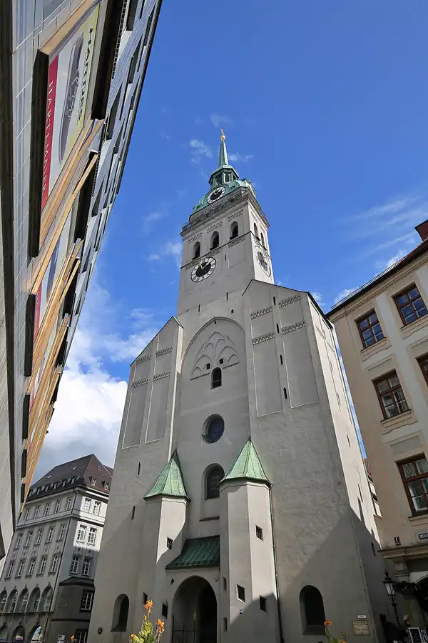 007 | 2019 | München | Peterskirche | © carsten riede fotografie