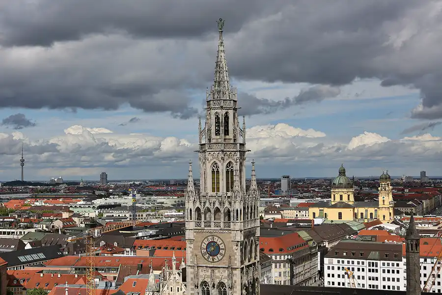 011 | 2019 | München | Neues Rathaus | © carsten riede fotografie