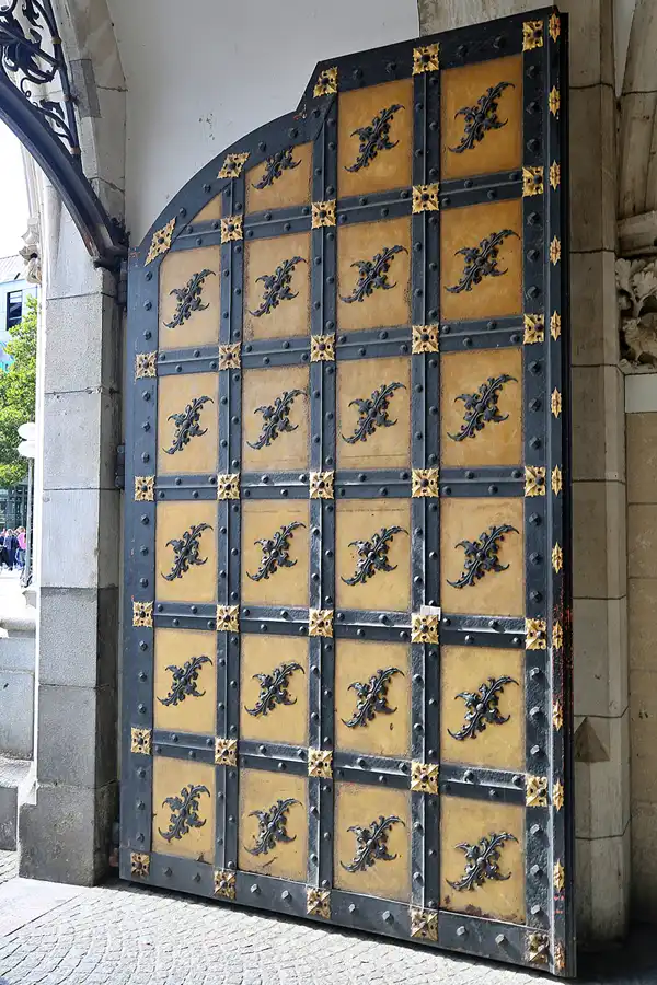 020 | 2019 | München | Neues Rathaus | © carsten riede fotografie