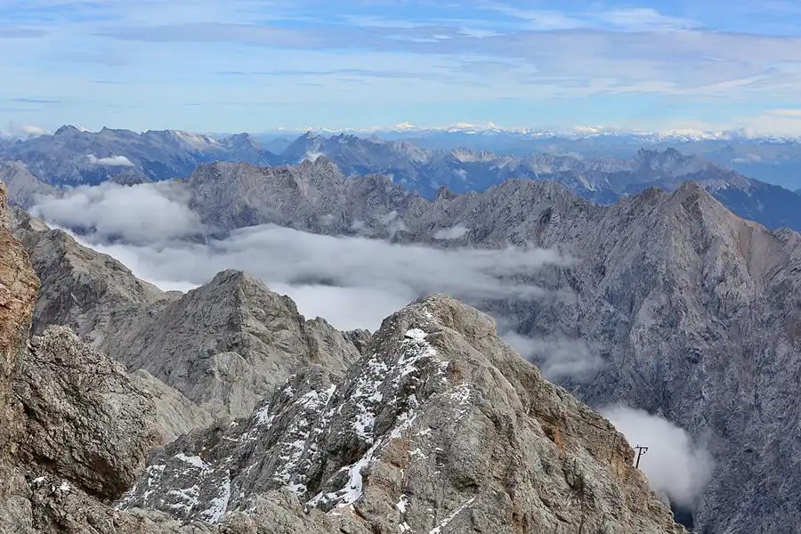 022 | 2019 | Blick von der Zugspitze | © carsten riede fotografie