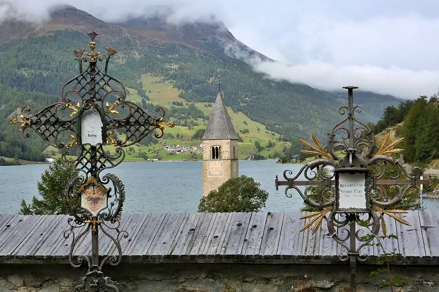 199 | 2019 | Graun | Friedhof | © carsten riede fotografie